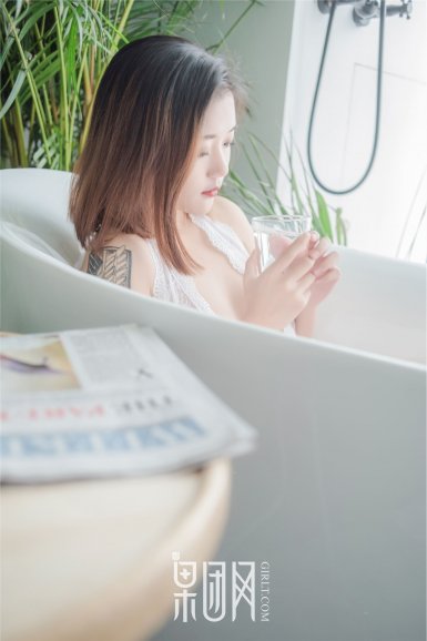 当代艺术资本化的大腕文化_pg模拟器导航(图2) pg模拟器